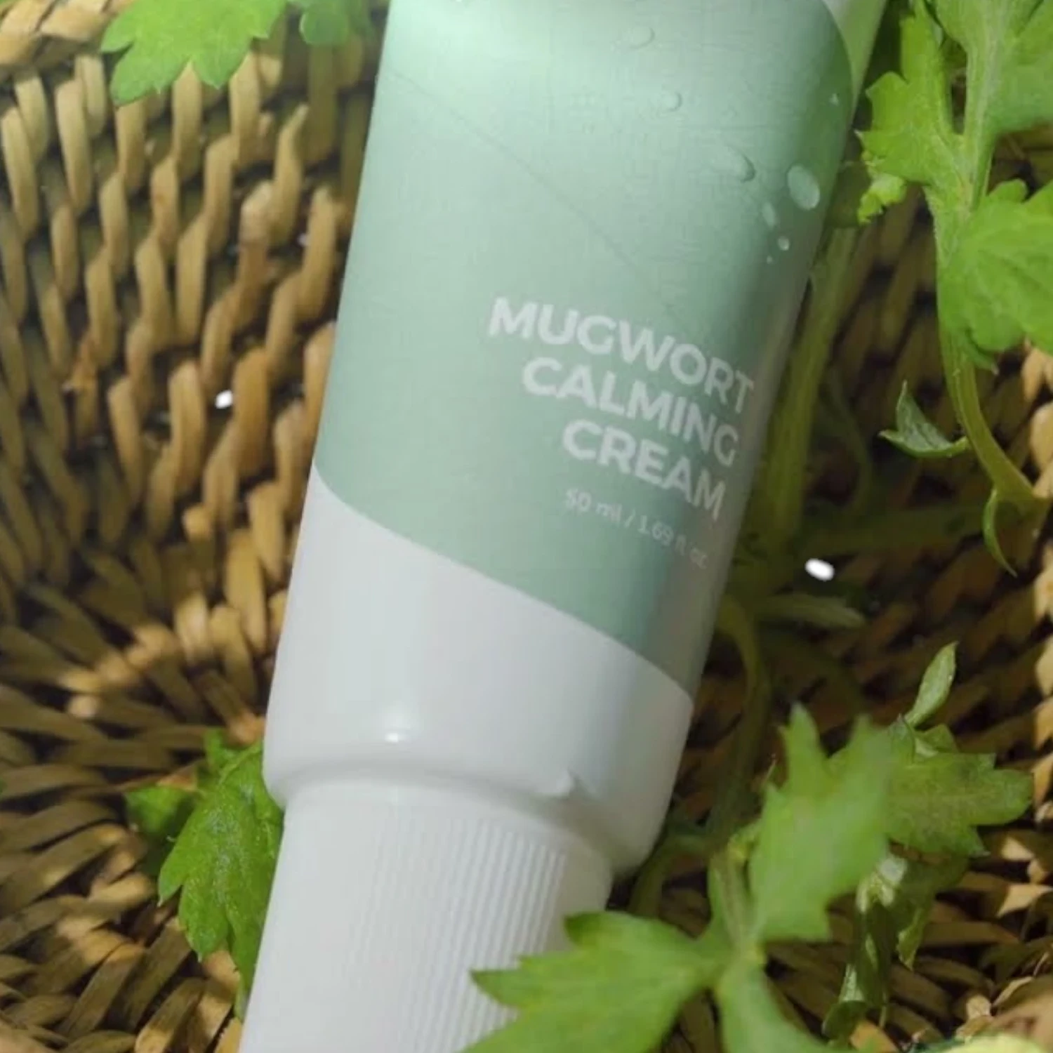 Farmstay - Mugwort Calming Cream - Hidratáló krém 50ml